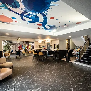Welcomotel Aeroport Бове