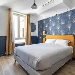 ** Hotel District Nation Francja